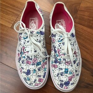 VANS x HELLO KITTY Off The Wall LOW TOP Sneakers UNISEX: Mens 7 Women’s 8.5 US